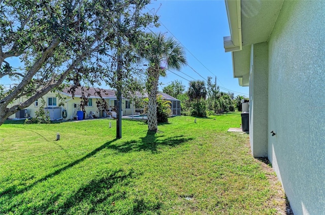 315 Southland Rd, Venice, FL 34293 - view of yard featuring a lanai