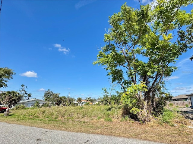 Listing photo 2 for LOTS216 Rainbow Rd, Venice FL 34293