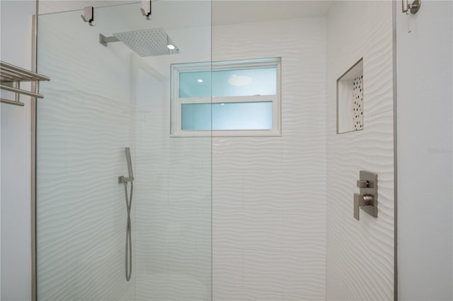 129 Barre Dr NW, Port Charlotte, FL 33952 - full bathroom featuring a walk in shower