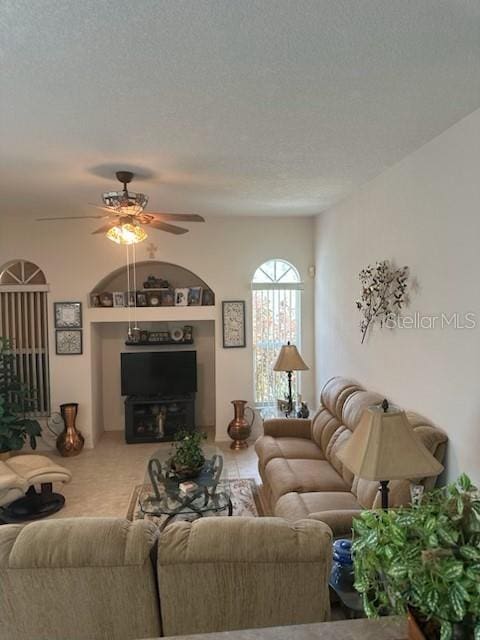 3816 N Cranberry Blvd, North Port, FL 34286 - living area featuring a ceiling fan