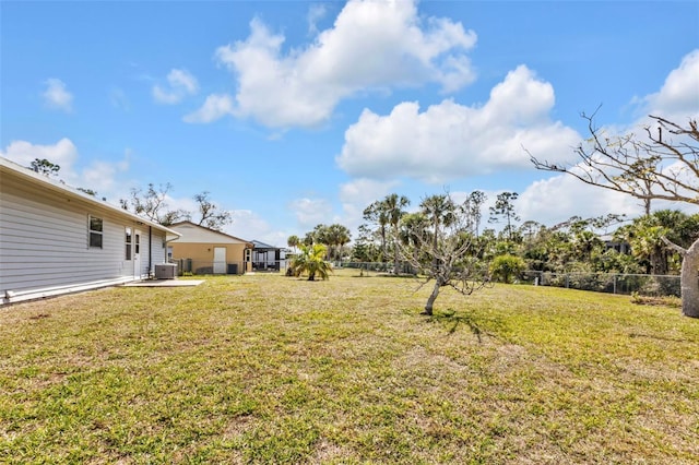 view of yard featuring fence