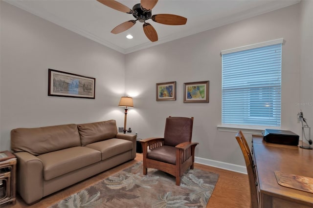 living room with ceiling fan, recessed lighting, wood finished floors, baseboards, and crown molding