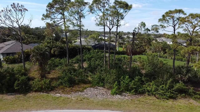 Listing photo 3 for 125 Australian Dr, Rotonda West FL 33947