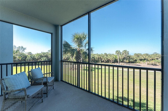 view of sunroom / solarium