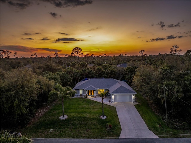 view of aerial view at dusk