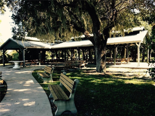 16571 Cape Horn Blvd, Punta Gorda, FL 33955 - surrounding community featuring a gazebo and a lawn