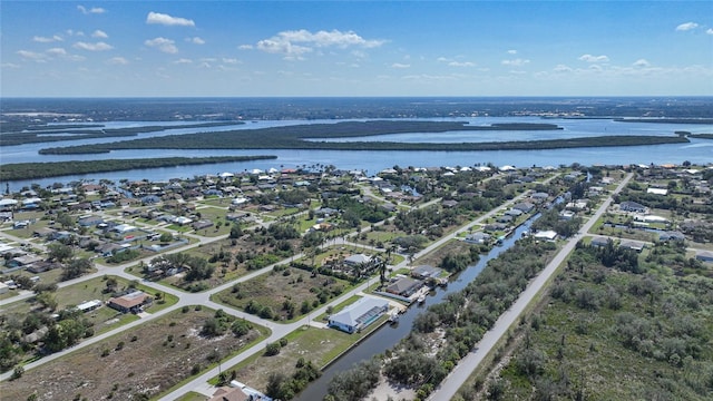 Listing photo 3 for 3323 Desoto Dr, Punta Gorda FL 33983