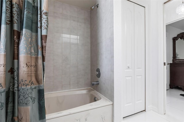 20339 Gentry Ave, Port Charlotte, FL 33952 - full bath featuring shower / tub combo with curtain and tile patterned flooring