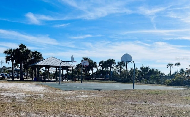 351 Mcarthur Blvd, Lehigh Acres, FL 33974