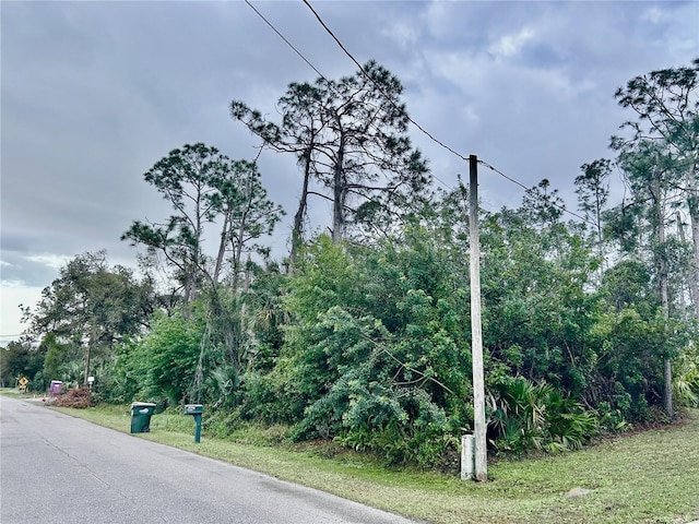 Listing photo 3 for Madagascar Ave, North Port FL 34286