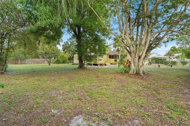 view of yard featuring fence