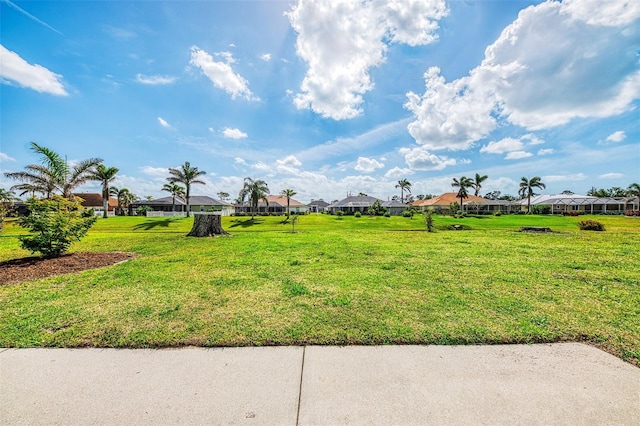 view of yard featuring a residential view