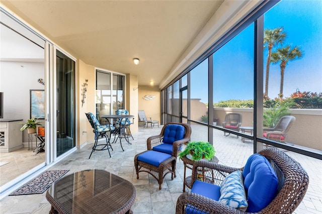 view of sunroom / solarium