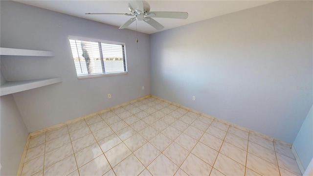 unfurnished room featuring ceiling fan