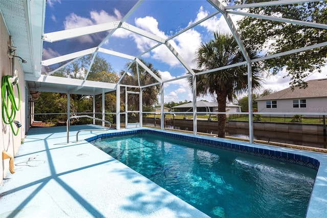 3436 Discovery Dr, Punta Gorda, FL 33983 - view of swimming pool with a fenced in pool, a patio area, a lanai, and fence
