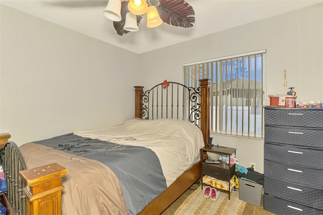 bedroom featuring a ceiling fan