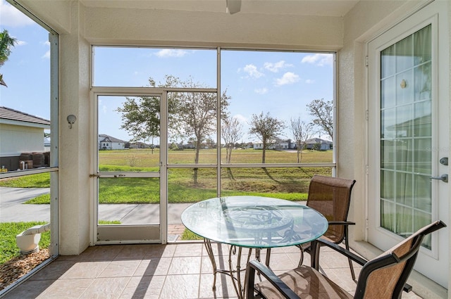 view of sunroom / solarium