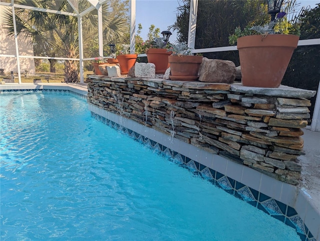 outdoor pool with a lanai