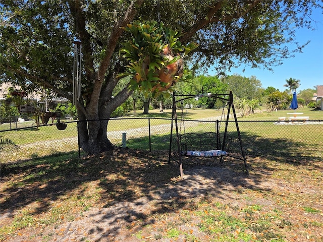 view of yard featuring fence