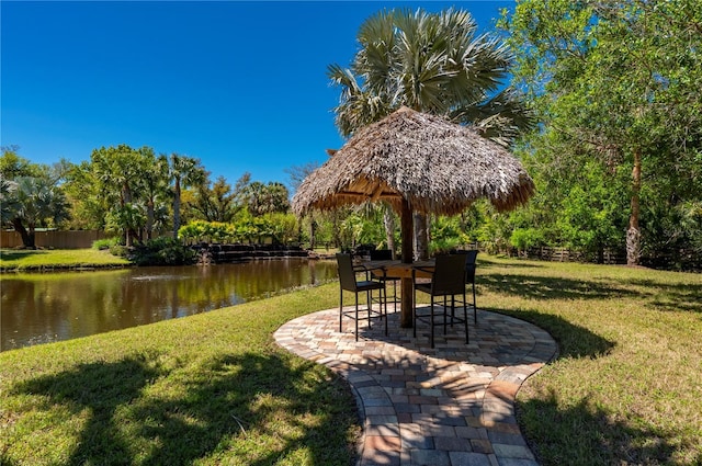 9990 SW Peace River St, Arcadia, FL 34269 - view of grassy yard featuring a patio area and a water view