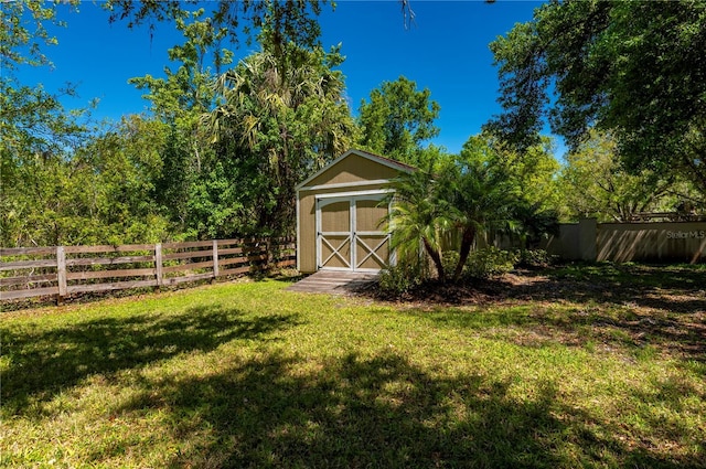 9990 SW Peace River St, Arcadia, FL 34269 - fenced backyard with a storage unit