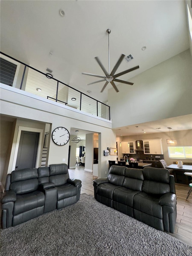 22223 Seyburn Ter, Port Charlotte, FL 33954 - living area with visible vents and a ceiling fan