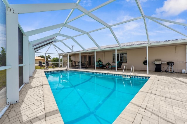 4168 Harbor Blvd, Port Charlotte, FL 33952 - outdoor pool with a patio area, a lanai, and area for grilling
