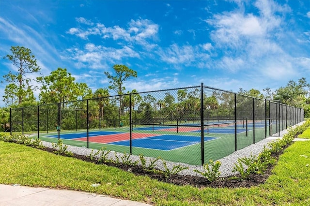 17420 Jadestone Ct, Venice, FL 34293 - view of tennis court