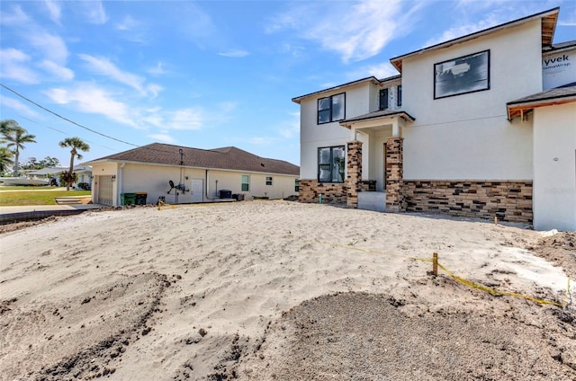 view of front of property with stucco siding