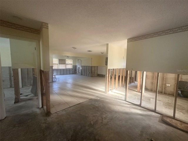 134 Peace Island Dr, Punta Gorda, FL 33950 - interior space featuring a textured ceiling