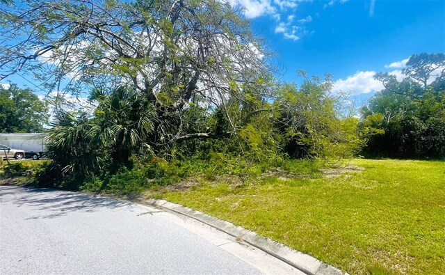 239 Waterway Cir NE, Port Charlotte, FL 33952