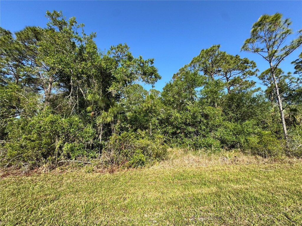 65 Biscayne Dr, Port Charlotte, FL 33953