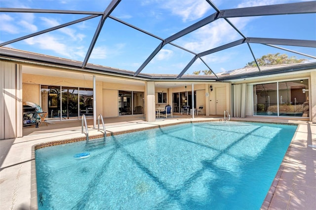 3824 Aves Island Ct, Punta Gorda, FL 33950 - pool with a lanai and a patio area