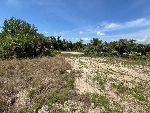8258 Santa Cruz Dr, Port Charlotte, FL 33981
