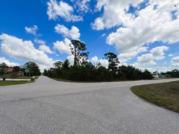 17128 Wintergarden Ave, Port Charlotte, FL 33948 - photo 2