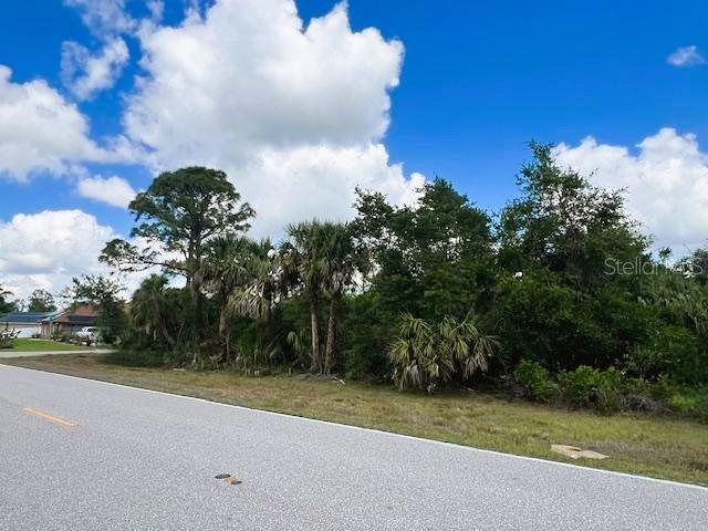 17128 Wintergarden Ave, Port Charlotte, FL 33948 - photo 1