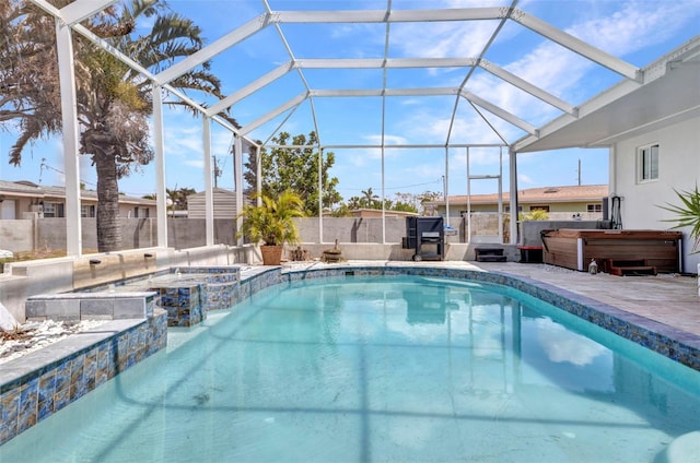 4213 Gardner Dr, Port Charlotte, FL 33952 - view of swimming pool featuring a hot tub, a lanai, and a patio