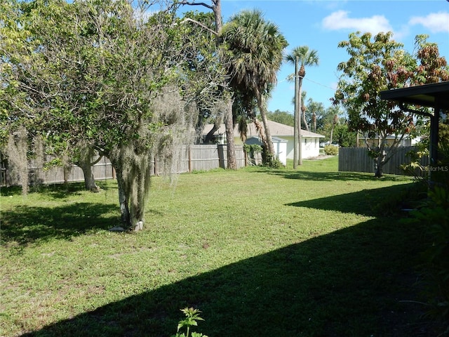 582 Reading St NW, Port Charlotte, FL 33952 - view of yard