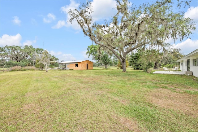 1635 SW Rodgers Ave, Arcadia, FL 34266 - view of yard featuring a patio