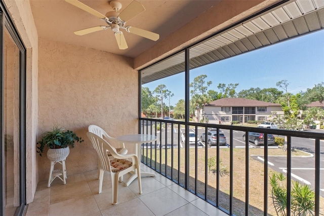 balcony with ceiling fan