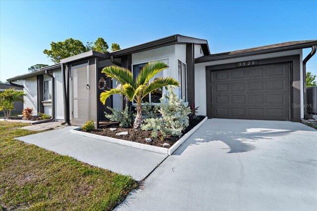 5520 Kenwood Dr, North Port, FL 34287 - photo 3