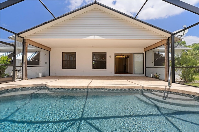 453 Carolyn Ln, Punta Gorda, FL 33950 - pool with a patio and glass enclosure