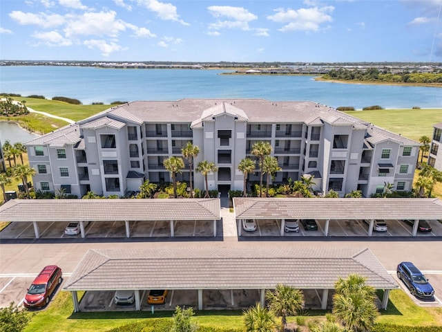 bird's eye view with a water view