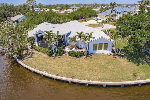 bird's eye view with a water view