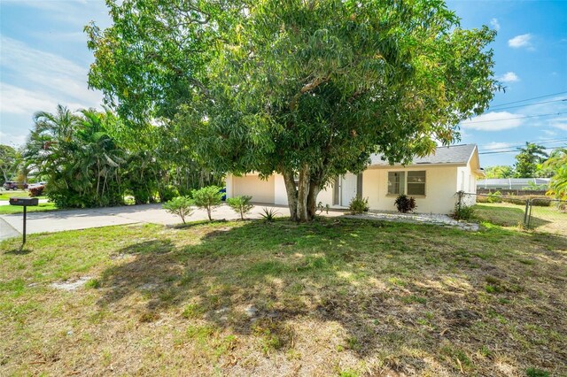 1408 Charles Ct, Fort Myers, FL 33919 - photo 30