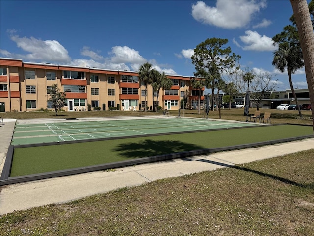 surrounding community with shuffleboard