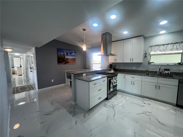 kitchen with electric range, a sink, recessed lighting, a peninsula, and island exhaust hood