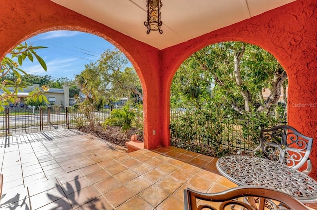 2002 Central Ave, Sarasota, FL 34234 - view of patio / terrace
