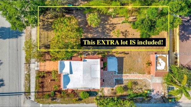 2002 Central Ave, Sarasota, FL 34234 - aerial view of property's location featuring property boundaries highlighted