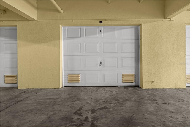 95 Vivante Blvd # 9524, Punta Gorda, FL 33950 - view of garage